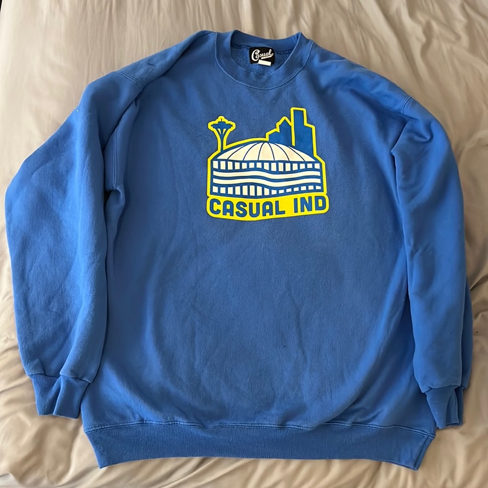 Casual Industrees Seattle Kingdome Crew Neck